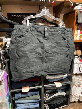 #601 size 30 torrid Black Distressed Denim Mini Skirt